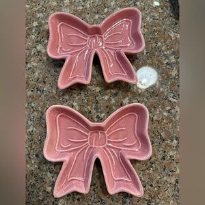 Pink Bow-Shaped Ceramic Dishes